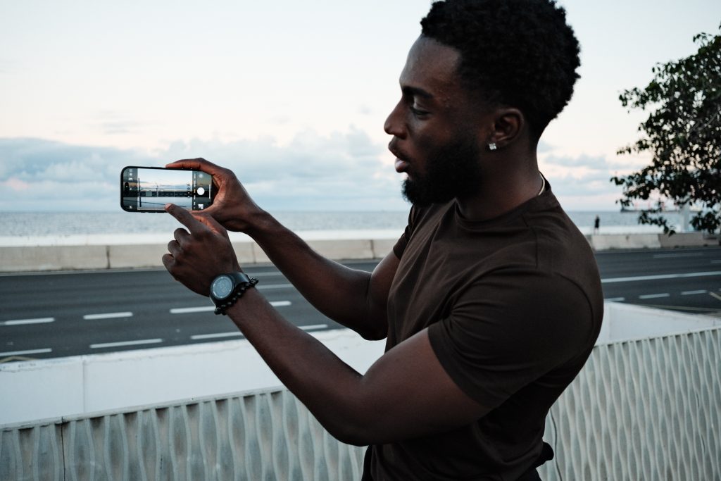 Taller de Creación Audiovisual con smartphone: Filmmaking desde tu bolsillo